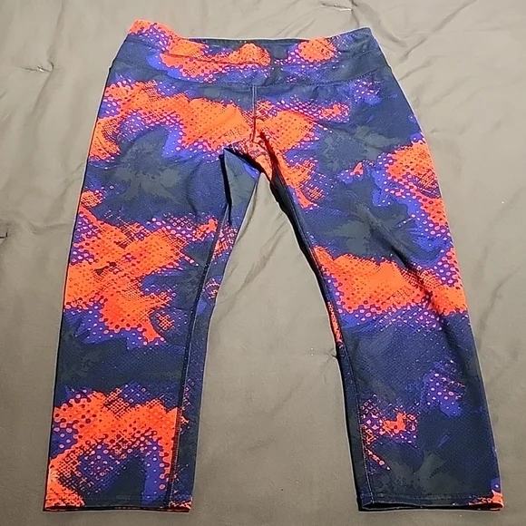 Athleta Vibrant Orange and Blue Leggings - Picture 7 of 13